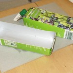 2_mini_gewaechshaus_bauen_geteilter_tetrapak© kraeuterallerlei.de/D. Schwarz 2_mini_gewaechshaus_bauen_geteilter_tetrapak© kraeuterallerlei.de/D. Schwarz