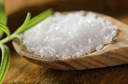 Kräuter statt Salz – Was Menschen mit einer Herzschwäche bei ihrer Ernährung beachten sollten