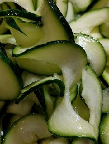 Zoodles statt Noodles: So kalorienarm ist die Gemüsepasta